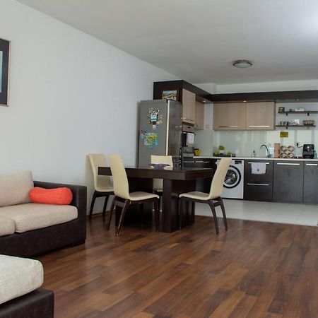 Central Apartment Mountain View Karlovo Exterior photo